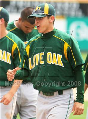 Thumbnail 2 in Live Oak vs. Santa Cruz (CIF CCS D3 Final) photogallery.
