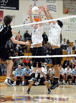 Thumbnail 1 in Viewpoint vs Salesian (CIF SS D5 Final) photogallery.