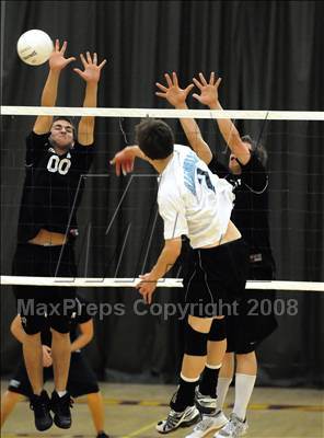 Thumbnail 2 in Viewpoint vs Salesian (CIF SS D5 Final) photogallery.