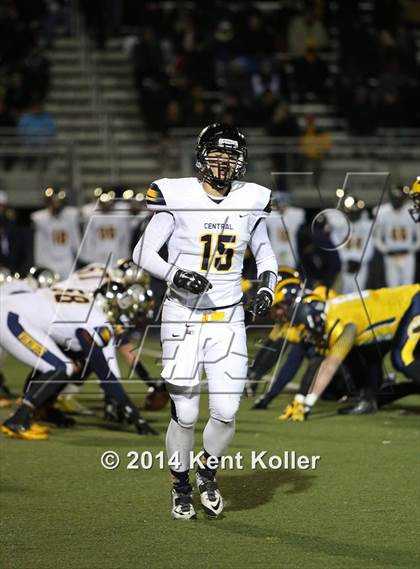 Thumbnail 3 in Walled Lake Central @ Clarkston (MHSAA R2 Regional Playoff) photogallery.