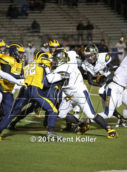 Thumbnail 1 in Walled Lake Central @ Clarkston (MHSAA R2 Regional Playoff) photogallery.