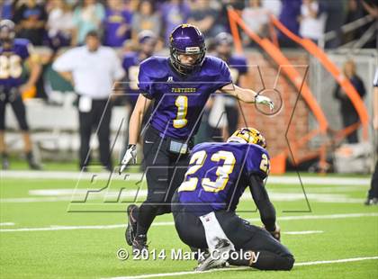 Thumbnail 3 in Liberty Hill vs. Navasota (UIL 4A D1 Semifinals) photogallery.