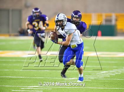Thumbnail 2 in Liberty Hill vs. Navasota (UIL 4A D1 Semifinals) photogallery.
