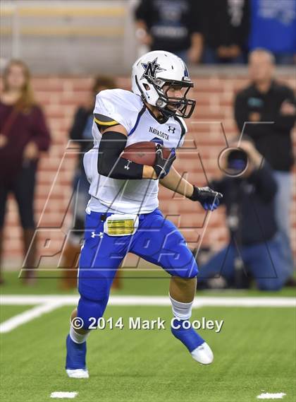 Thumbnail 3 in Liberty Hill vs. Navasota (UIL 4A D1 Semifinals) photogallery.