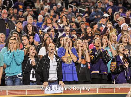 Thumbnail 2 in Liberty Hill vs. Navasota (UIL 4A D1 Semifinals) photogallery.