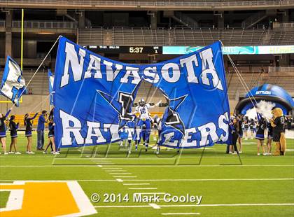 Thumbnail 1 in Liberty Hill vs. Navasota (UIL 4A D1 Semifinals) photogallery.