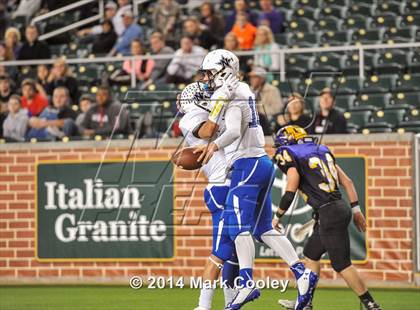 Thumbnail 2 in Liberty Hill vs. Navasota (UIL 4A D1 Semifinals) photogallery.