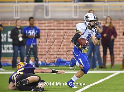 Thumbnail 2 in Liberty Hill vs. Navasota (UIL 4A D1 Semifinals) photogallery.