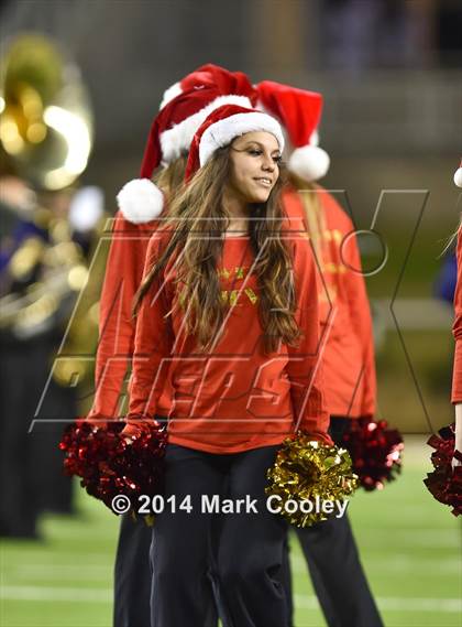 Thumbnail 2 in Liberty Hill vs. Navasota (UIL 4A D1 Semifinals) photogallery.