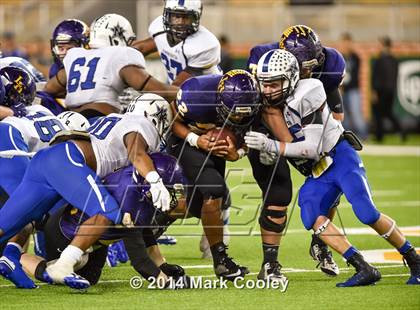 Thumbnail 2 in Liberty Hill vs. Navasota (UIL 4A D1 Semifinals) photogallery.
