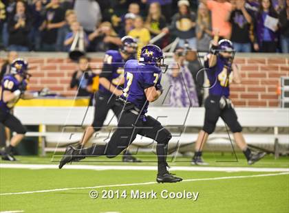 Thumbnail 3 in Liberty Hill vs. Navasota (UIL 4A D1 Semifinals) photogallery.