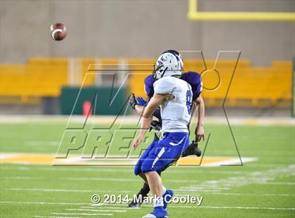 Thumbnail 3 in Liberty Hill vs. Navasota (UIL 4A D1 Semifinals) photogallery.