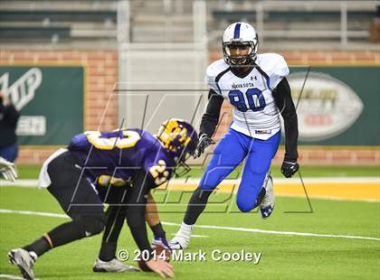 Thumbnail 2 in Liberty Hill vs. Navasota (UIL 4A D1 Semifinals) photogallery.