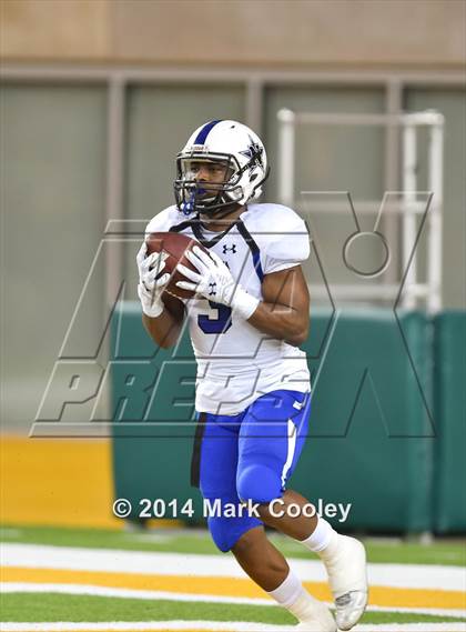 Thumbnail 3 in Liberty Hill vs. Navasota (UIL 4A D1 Semifinals) photogallery.