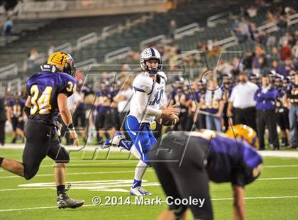 Thumbnail 1 in Liberty Hill vs. Navasota (UIL 4A D1 Semifinals) photogallery.