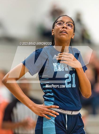 Thumbnail 1 in Hopewell vs Hickory Ridge (Phenom Holiday Classic) photogallery.