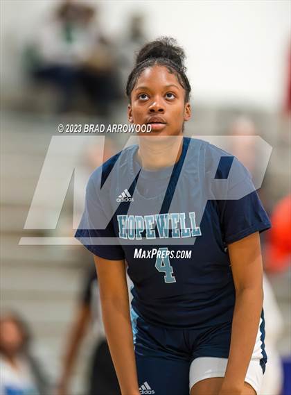 Thumbnail 2 in Hopewell vs Hickory Ridge (Phenom Holiday Classic) photogallery.