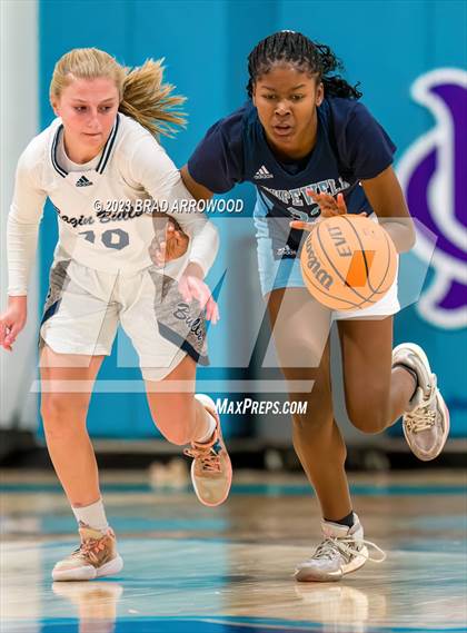Thumbnail 2 in Hopewell vs Hickory Ridge (Phenom Holiday Classic) photogallery.