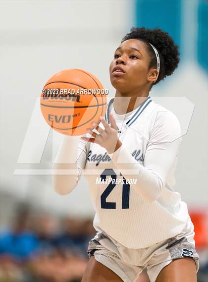 Thumbnail 1 in Hopewell vs Hickory Ridge (Phenom Holiday Classic) photogallery.