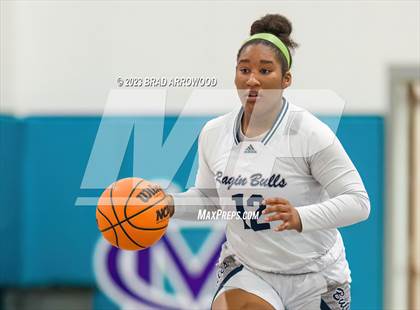 Thumbnail 3 in Hopewell vs Hickory Ridge (Phenom Holiday Classic) photogallery.