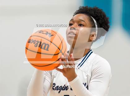 Thumbnail 3 in Hopewell vs Hickory Ridge (Phenom Holiday Classic) photogallery.