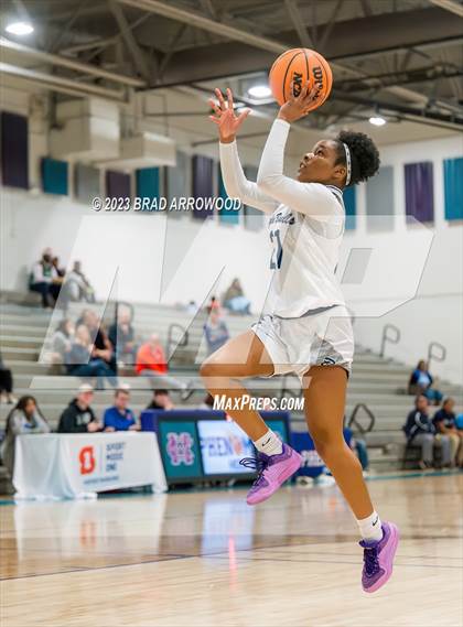 Thumbnail 3 in Hopewell vs Hickory Ridge (Phenom Holiday Classic) photogallery.