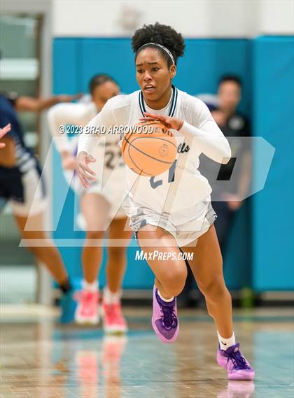 Thumbnail 3 in Hopewell vs Hickory Ridge (Phenom Holiday Classic) photogallery.