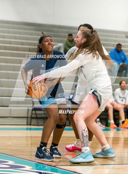 Thumbnail 2 in Hopewell vs Hickory Ridge (Phenom Holiday Classic) photogallery.