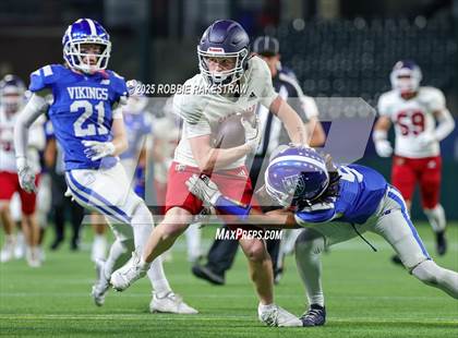 Thumbnail 1 in John Paul II vs. Nolan Catholic (Catholic Bowl) photogallery.