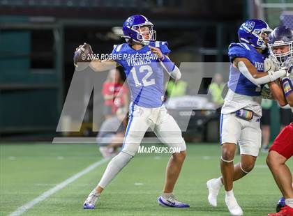 Thumbnail 1 in John Paul II vs. Nolan Catholic (Catholic Bowl) photogallery.