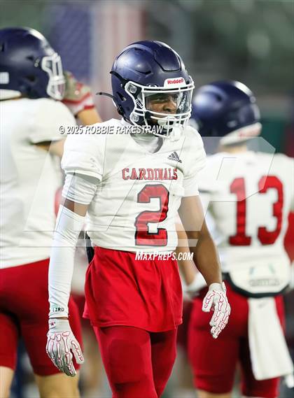 Thumbnail 1 in John Paul II vs. Nolan Catholic (Catholic Bowl) photogallery.