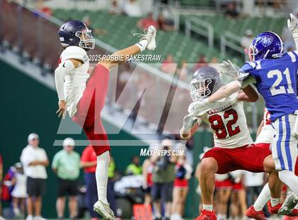 Thumbnail 1 in John Paul II vs. Nolan Catholic (Catholic Bowl) photogallery.