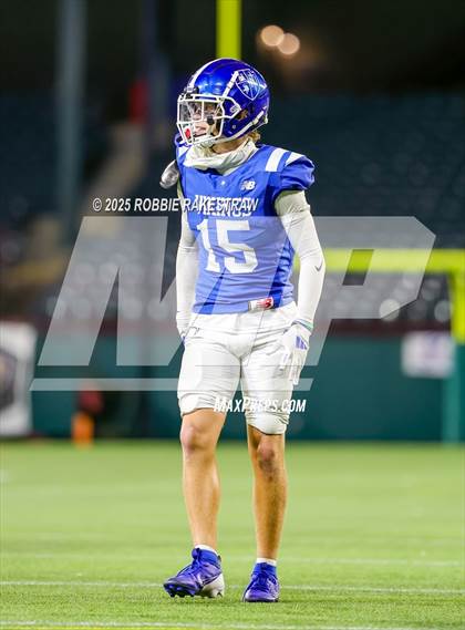 Thumbnail 1 in John Paul II vs. Nolan Catholic (Catholic Bowl) photogallery.