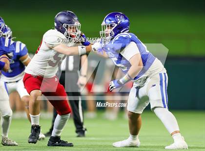 Thumbnail 2 in John Paul II vs. Nolan Catholic (Catholic Bowl) photogallery.