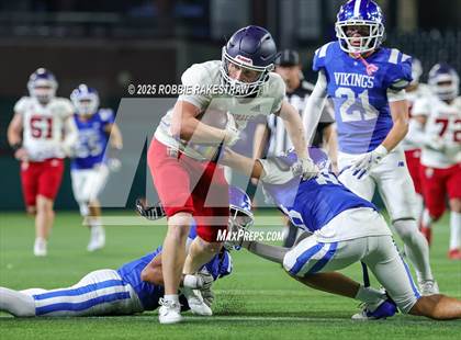 Thumbnail 2 in John Paul II vs. Nolan Catholic (Catholic Bowl) photogallery.