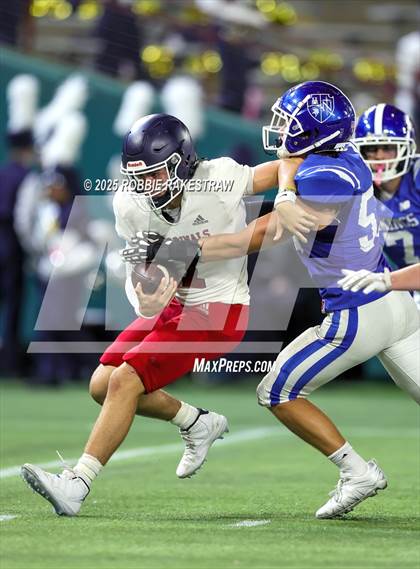 Thumbnail 1 in John Paul II vs. Nolan Catholic (Catholic Bowl) photogallery.