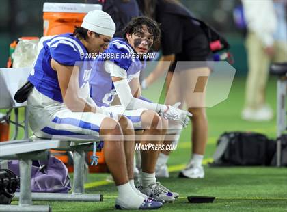 Thumbnail 1 in John Paul II vs. Nolan Catholic (Catholic Bowl) photogallery.