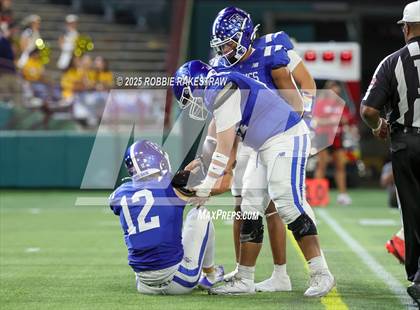 Thumbnail 3 in John Paul II vs. Nolan Catholic (Catholic Bowl) photogallery.