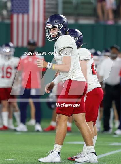 Thumbnail 2 in John Paul II vs. Nolan Catholic (Catholic Bowl) photogallery.
