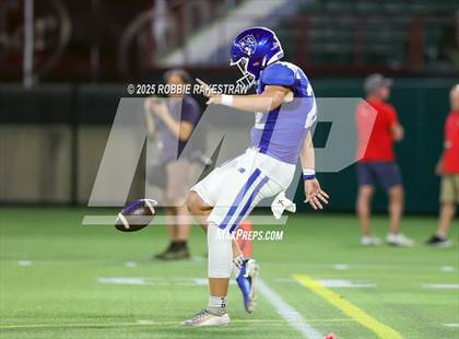 Thumbnail 1 in John Paul II vs. Nolan Catholic (Catholic Bowl) photogallery.