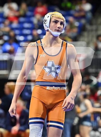 Thumbnail 3 in UIL State Championships - 5A 126lb Final photogallery.