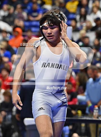 Thumbnail 2 in UIL State Championships - 5A 126lb Final photogallery.