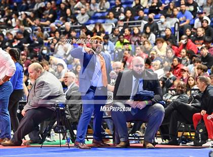 Thumbnail 2 in UIL State Championships - 5A 126lb Final photogallery.