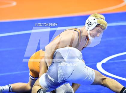 Thumbnail 3 in UIL State Championships - 5A 126lb Final photogallery.