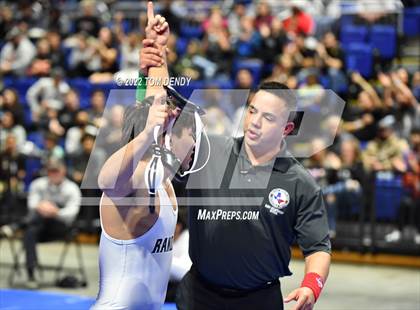 Thumbnail 2 in UIL State Championships - 5A 126lb Final photogallery.