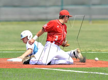 Thumbnail 1 in Carthage vs China Spring (UIL 3A Region 3 Quarterfinals) photogallery.