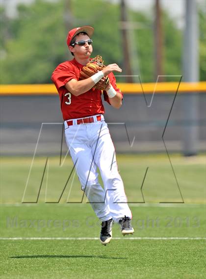 Thumbnail 3 in Carthage vs China Spring (UIL 3A Region 3 Quarterfinals) photogallery.