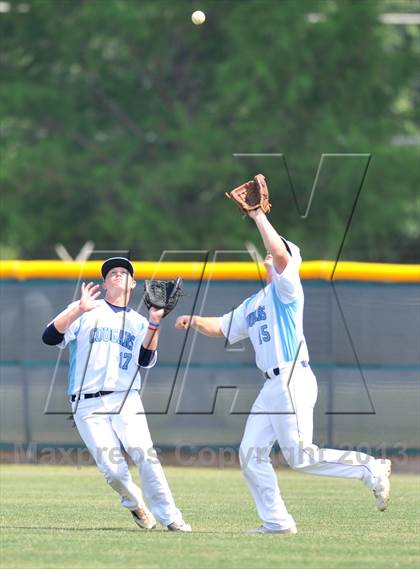 Thumbnail 2 in Carthage vs China Spring (UIL 3A Region 3 Quarterfinals) photogallery.