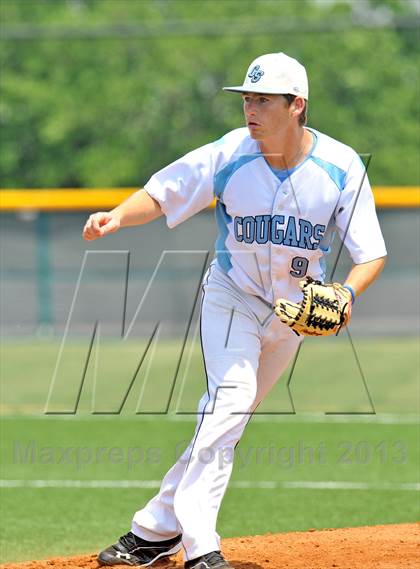 Thumbnail 3 in Carthage vs China Spring (UIL 3A Region 3 Quarterfinals) photogallery.