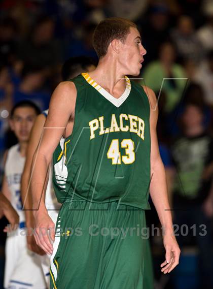 Thumbnail 2 in Placer vs. Sierra (CIF SJS D3 Playoffs) photogallery.